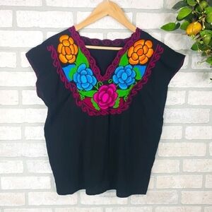 MEXICAN Embroidered Floral Blouse Short Sleeve